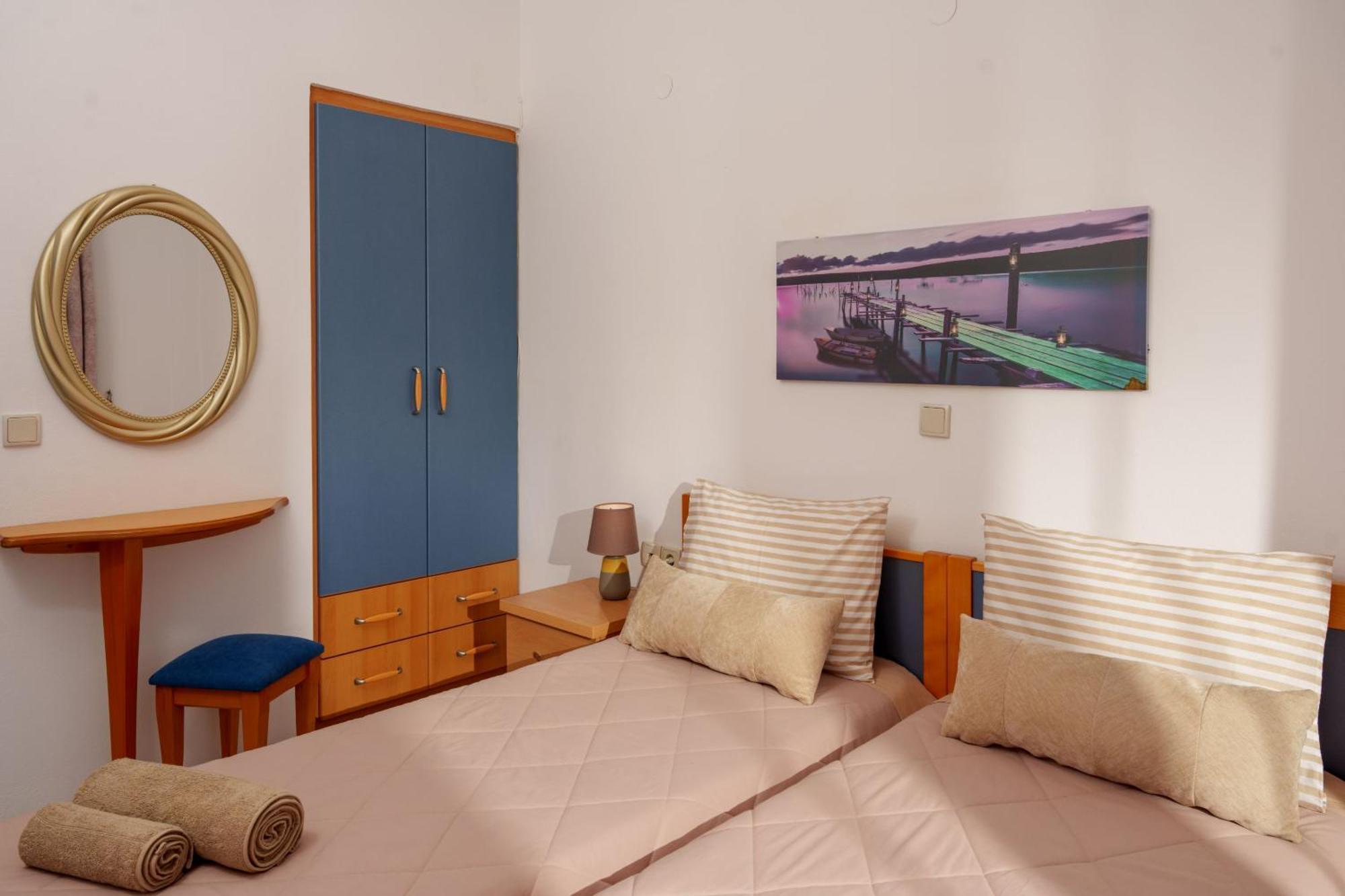 Fnk Apartments With Sea View Agia Pelagia  Exterior foto