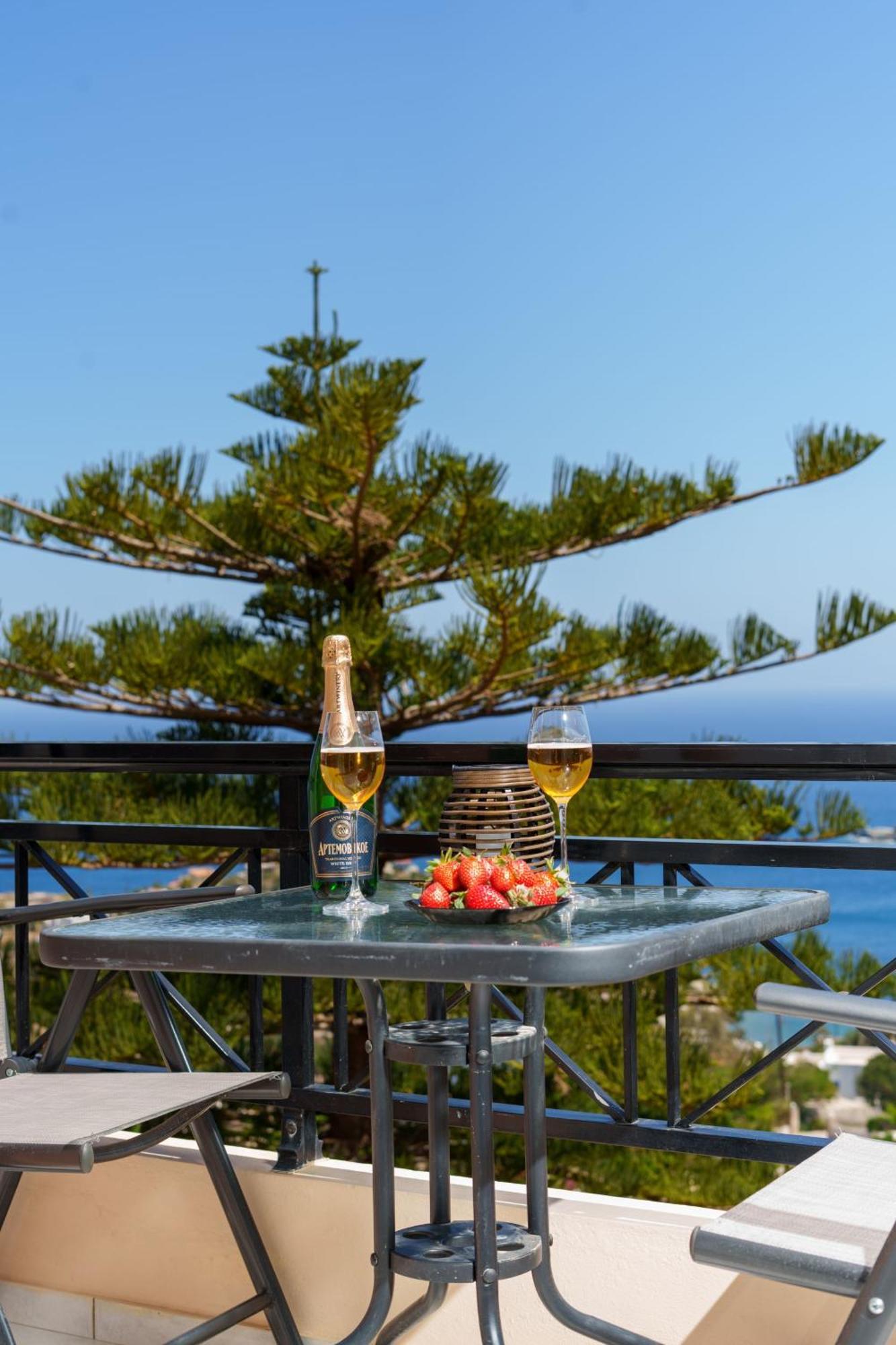 Fnk Apartments With Sea View Agia Pelagia  Exterior foto
